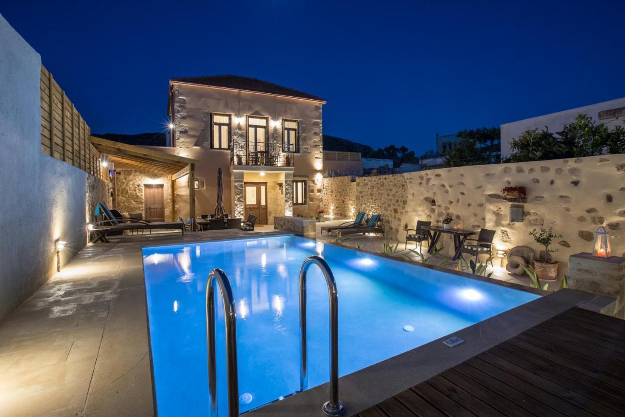 Villa Theta Dhrapaniás 외부 사진
