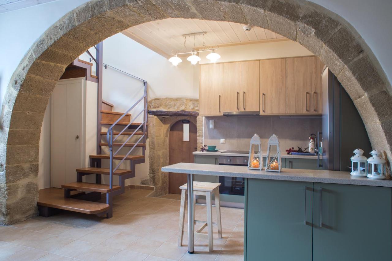 Villa Theta Dhrapaniás 외부 사진