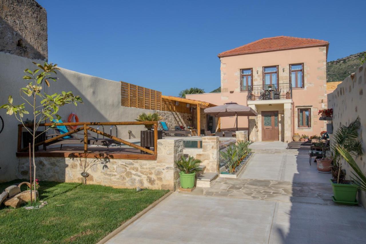 Villa Theta Dhrapaniás 외부 사진