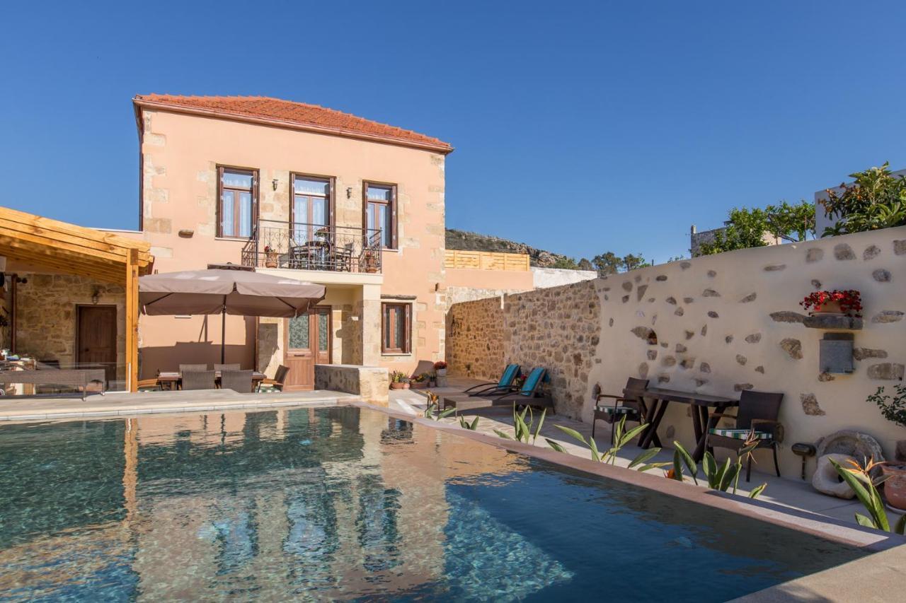 Villa Theta Dhrapaniás 외부 사진