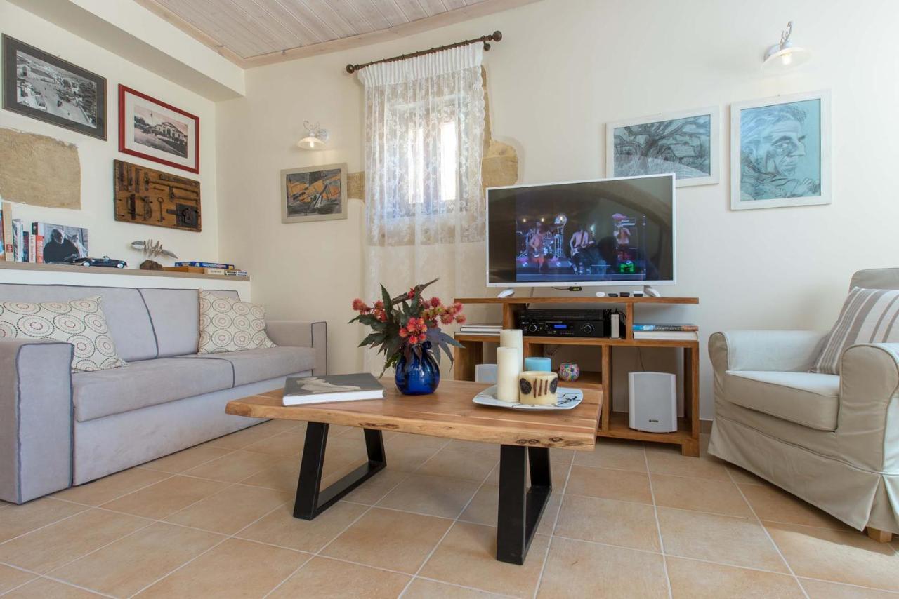 Villa Theta Dhrapaniás 외부 사진