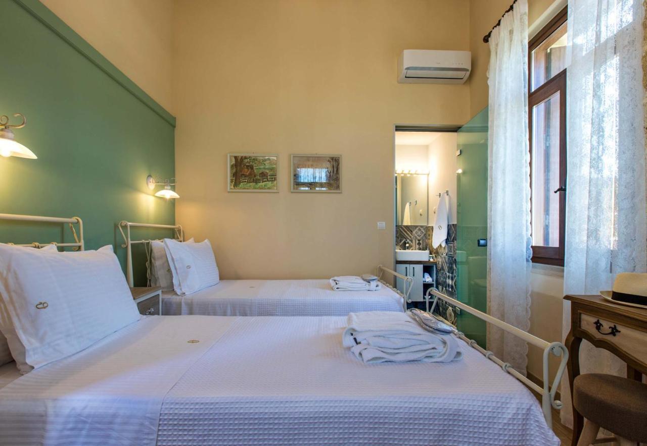 Villa Theta Dhrapaniás 외부 사진